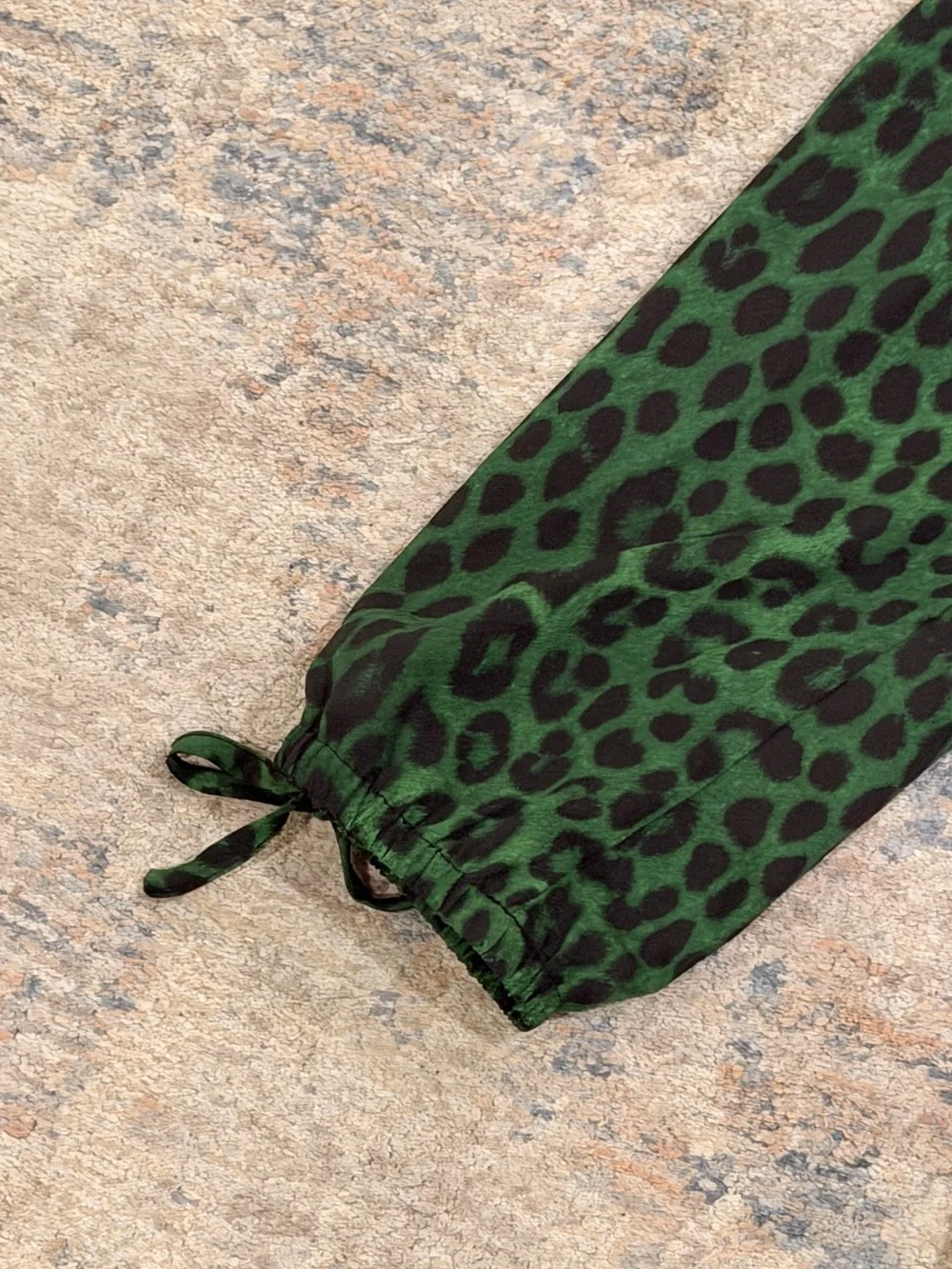 Michael Kors Green and Black Off-Shoulder Leopard Print Top